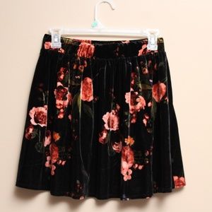 Garage Velvet Flower Skirt